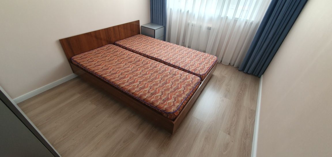 Продаются две односпальные кровати изготовленные из МДФ;.