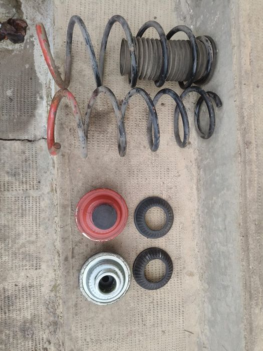 Se vând aceste piese pt Opel Astra H