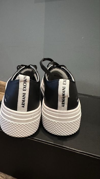 Нови оригинални кецове ARMANI