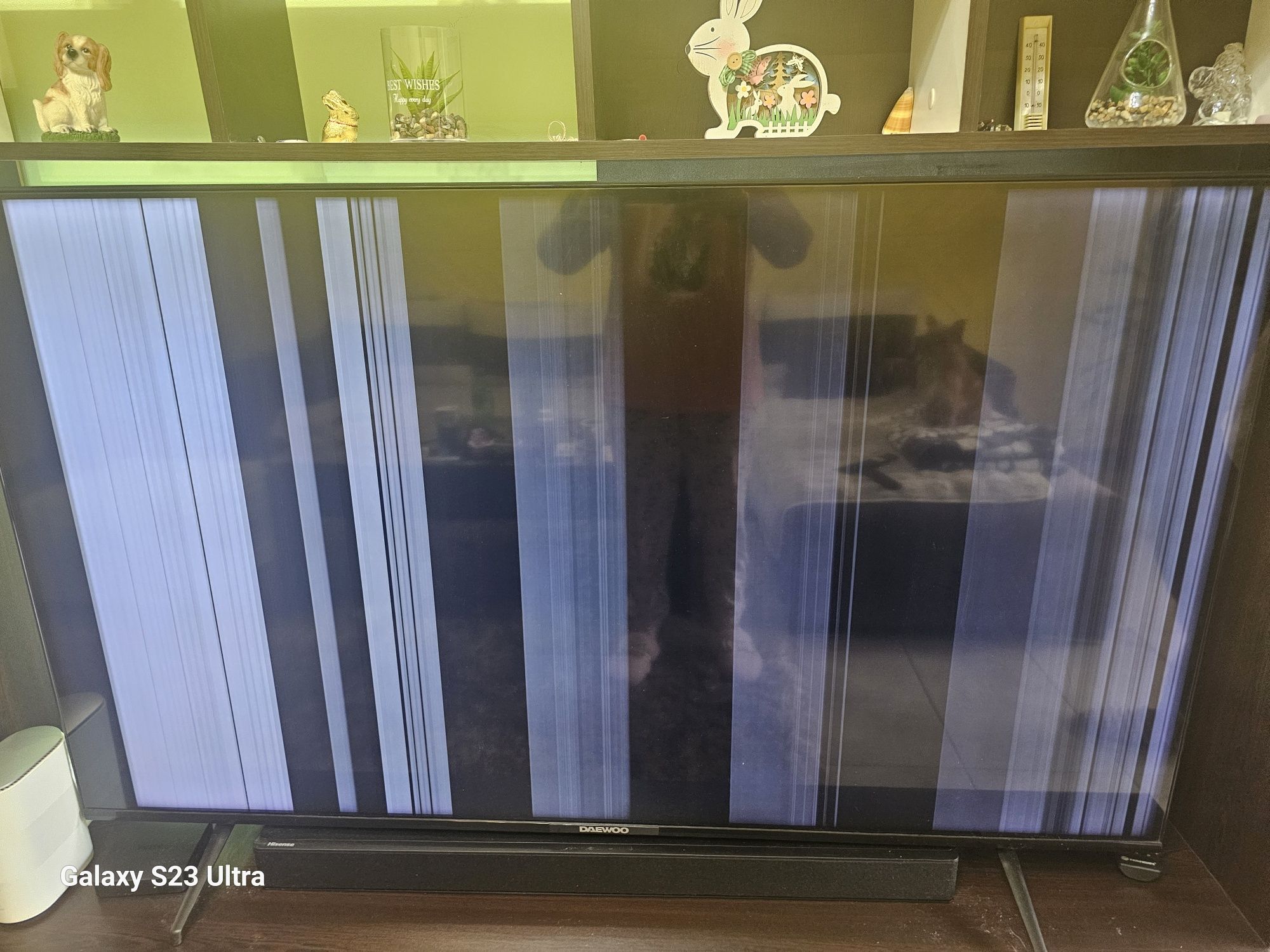 Продавам телевизор Daewoo 55" за части