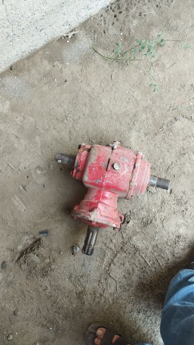 Редуктор сотилади