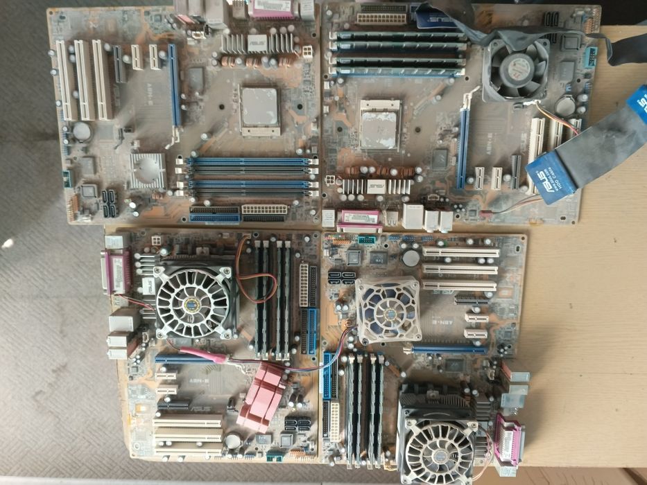 Продаются 4 материнские платы ASUS (старые модели)