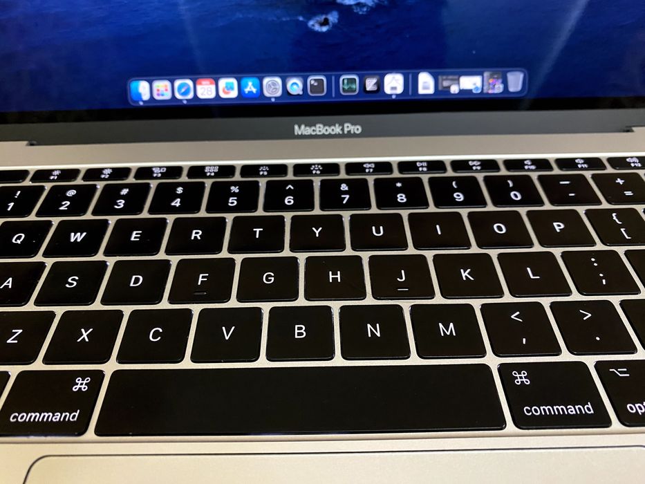 MacBook Pro 13-inch