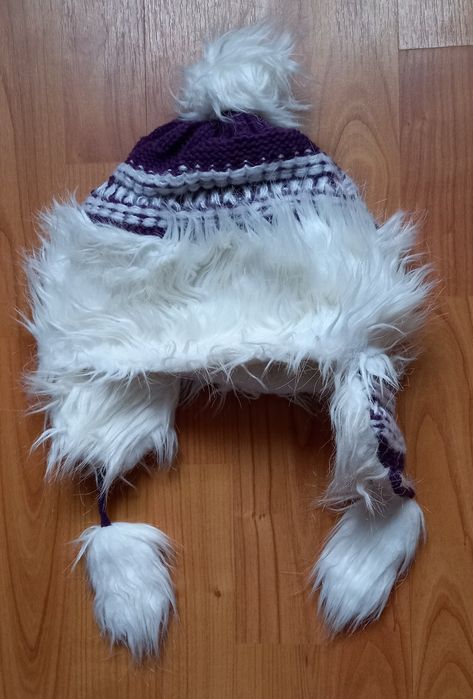 Căciulă groasa,  damă