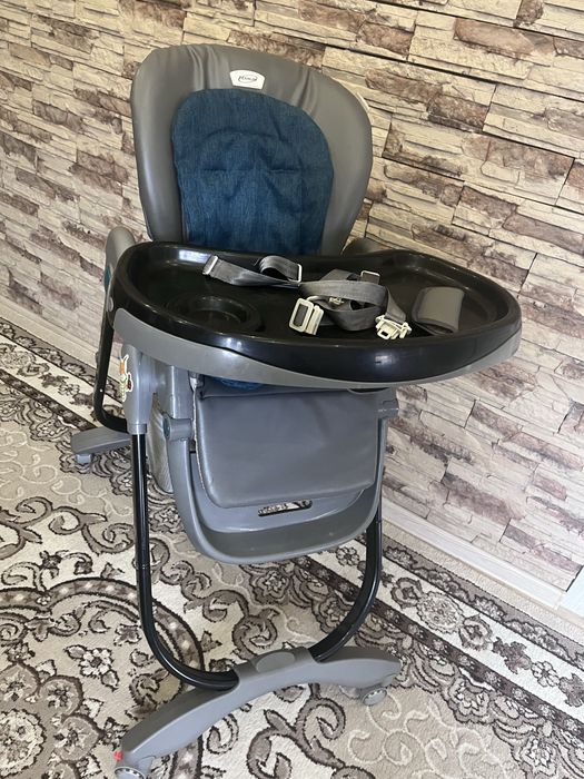 Стульчик для кормления.