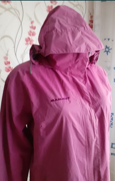Geaca de dama Mammut dry tech marime M/L.