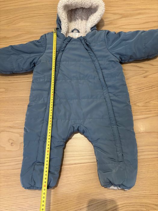 Costum tip salopeta bebelusi H&M marime 68
