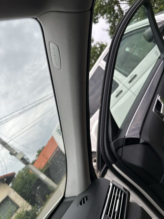 Imbracaminte ornament stalpi Mercedes W212