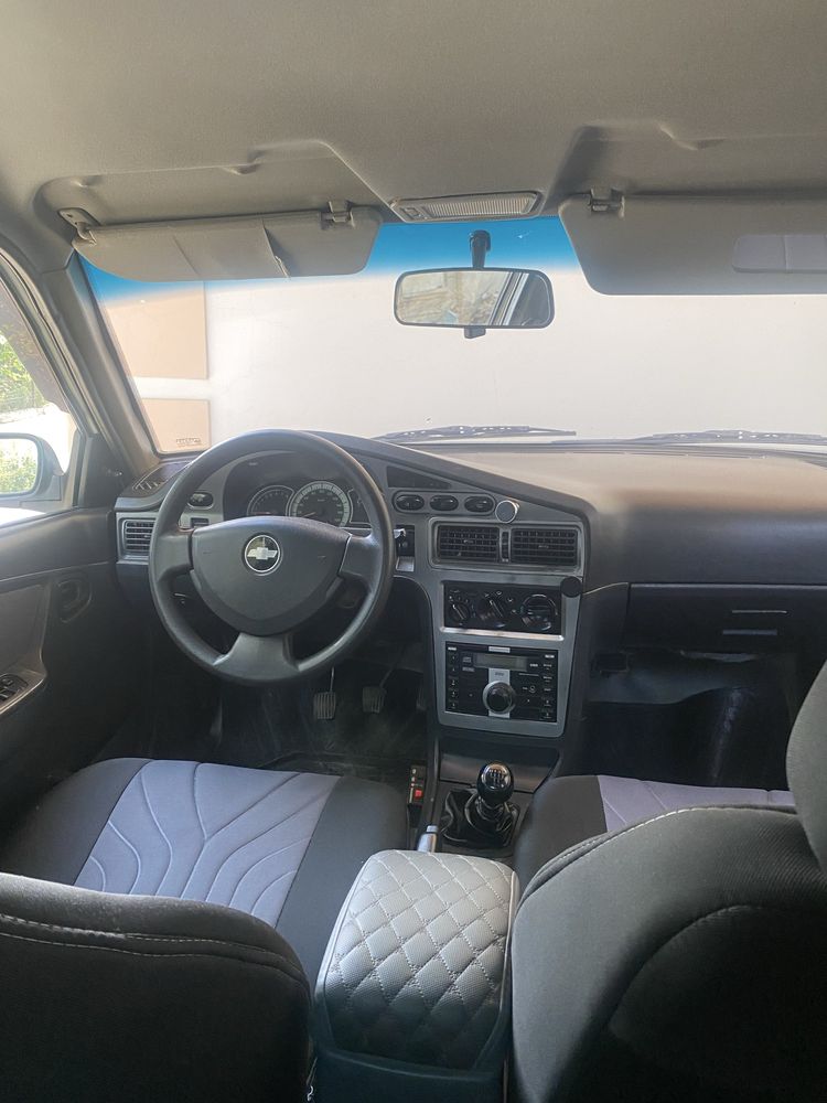 Variantga nexia 2 1,6 2015yil gaz bor
