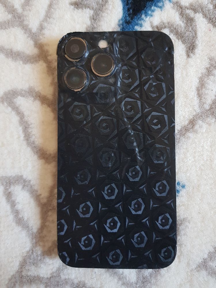 Iphone XR 13 pro korpusda