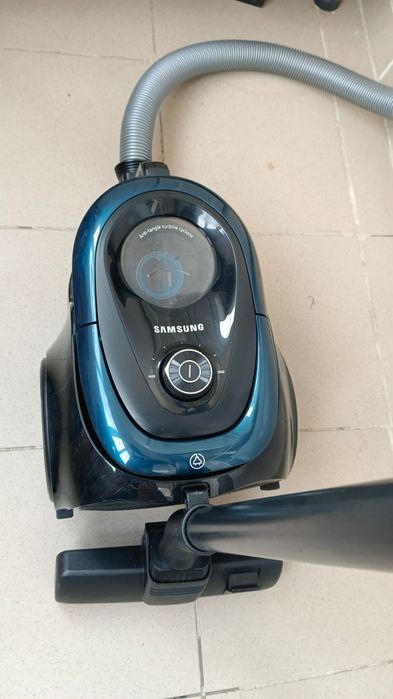 Пылесос Samsung 1800w