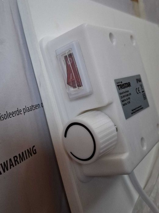 Incalzitor cu infrarosu Tristar KA-5090, 425W, termostat reglabil, alb