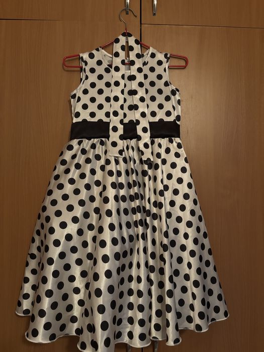 Платье на девочку