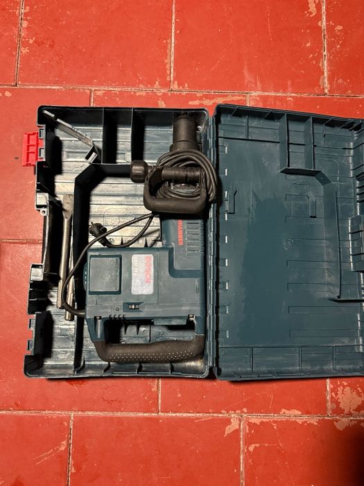 Ciocan demolator bosch GSH 11 e plus multe alte scule