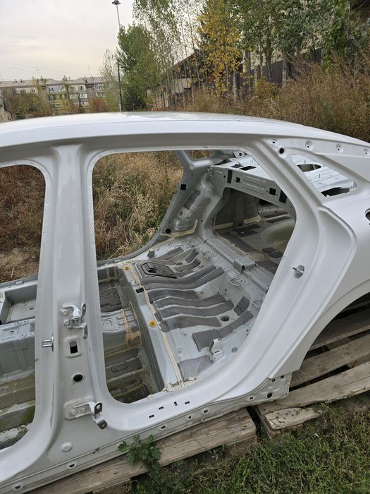 Кузов Кia K 5 2022 г. В идеальном состоянии