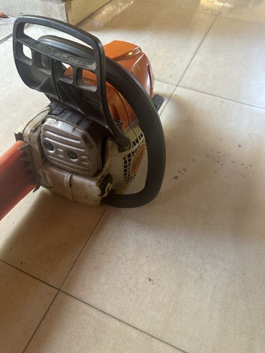 Drujba Stihl ms 251 din 2020 cumparata de noua folosita putin