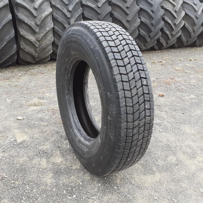 Cauciucuri 8.25R22.5  Barum Anvelope PRET BUN. Profita!