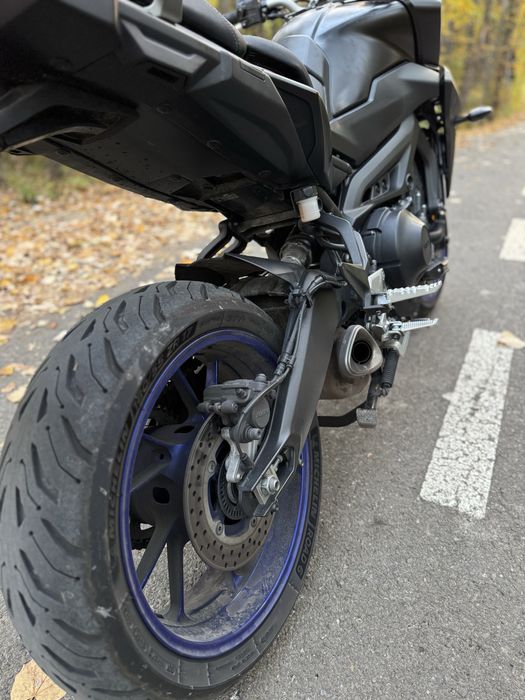 Yamaha mt 09 tracer 900 touring adventure honda
