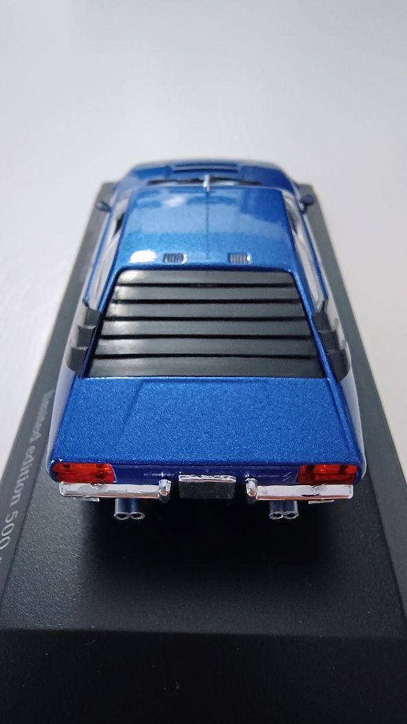 Lamborghini Urraco 1974 Minichamps 1:43