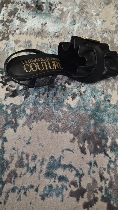 Șlapi Versace Jeans Couture 38 purtați o singură dată