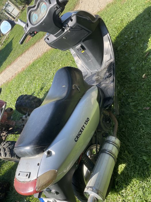 Vand scuter 150cc cu acte