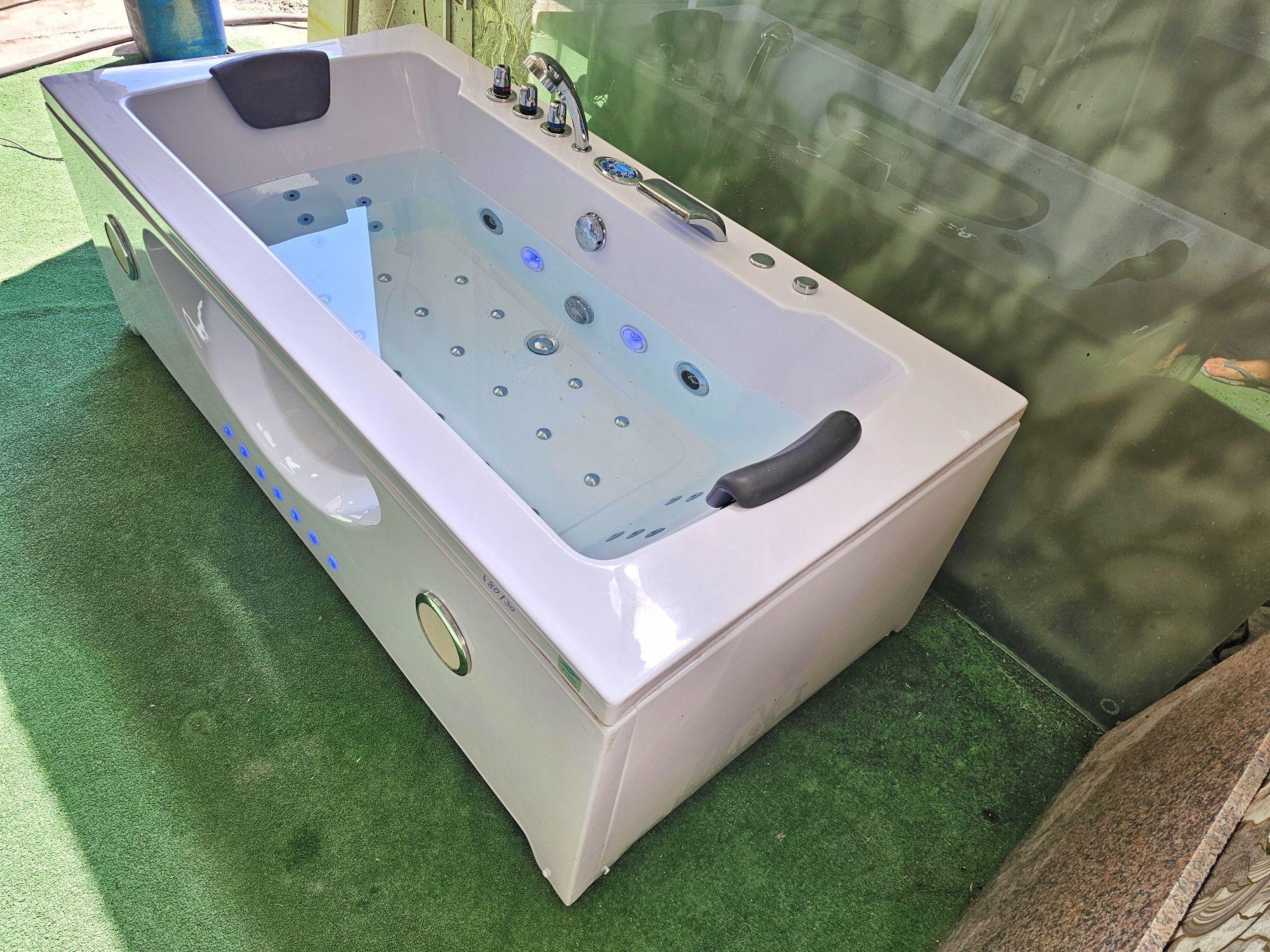 *Spa* Хидромасажна вана (Джакузи) с Подгрев до 50° 1.80х0.90