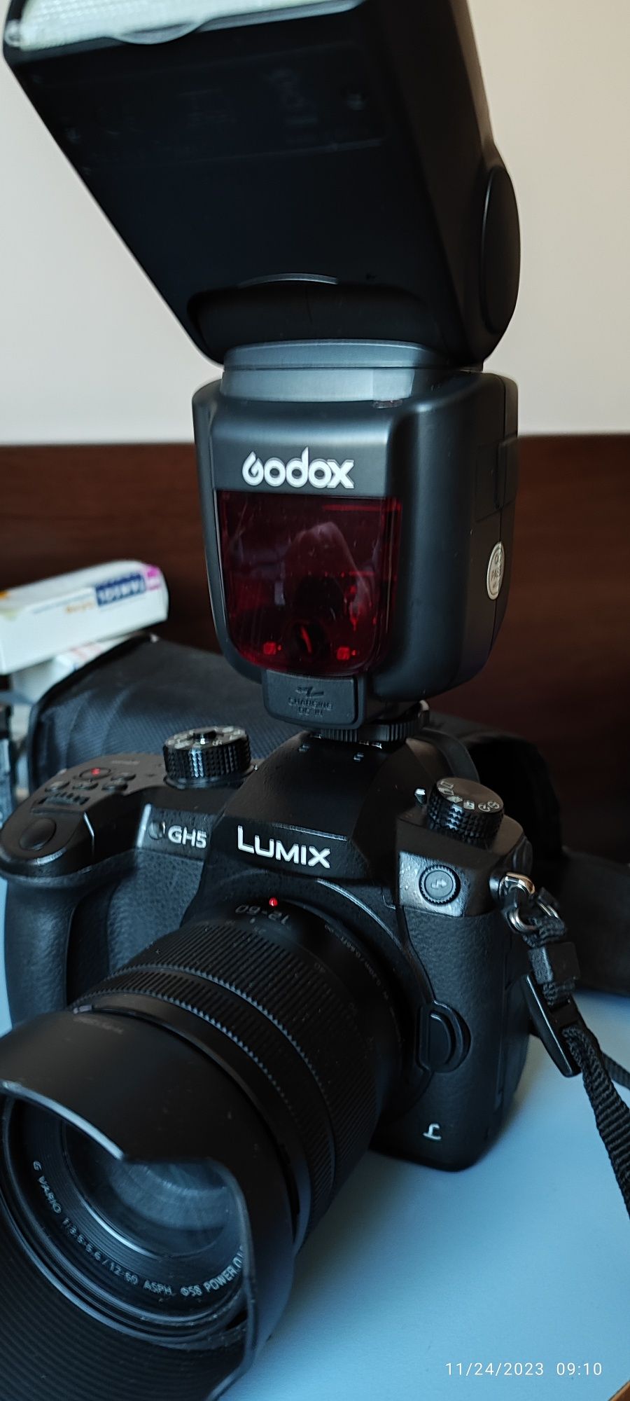 Panasonic GH5 + Godox светкавица