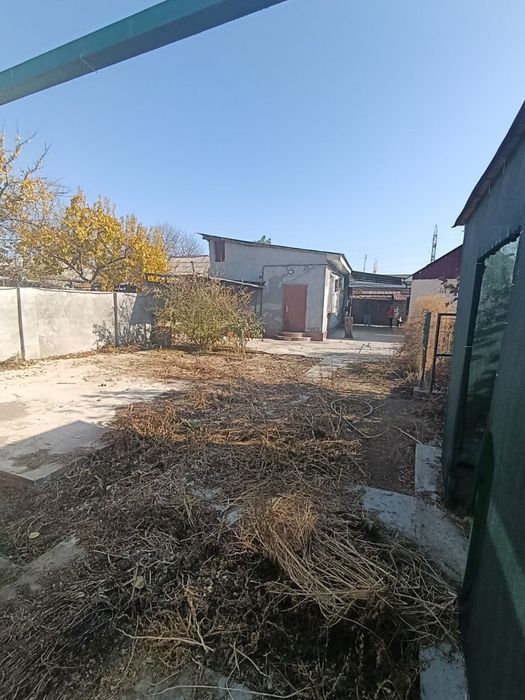 Ховли Сотилади Бозор Оркаси 4,5 соток