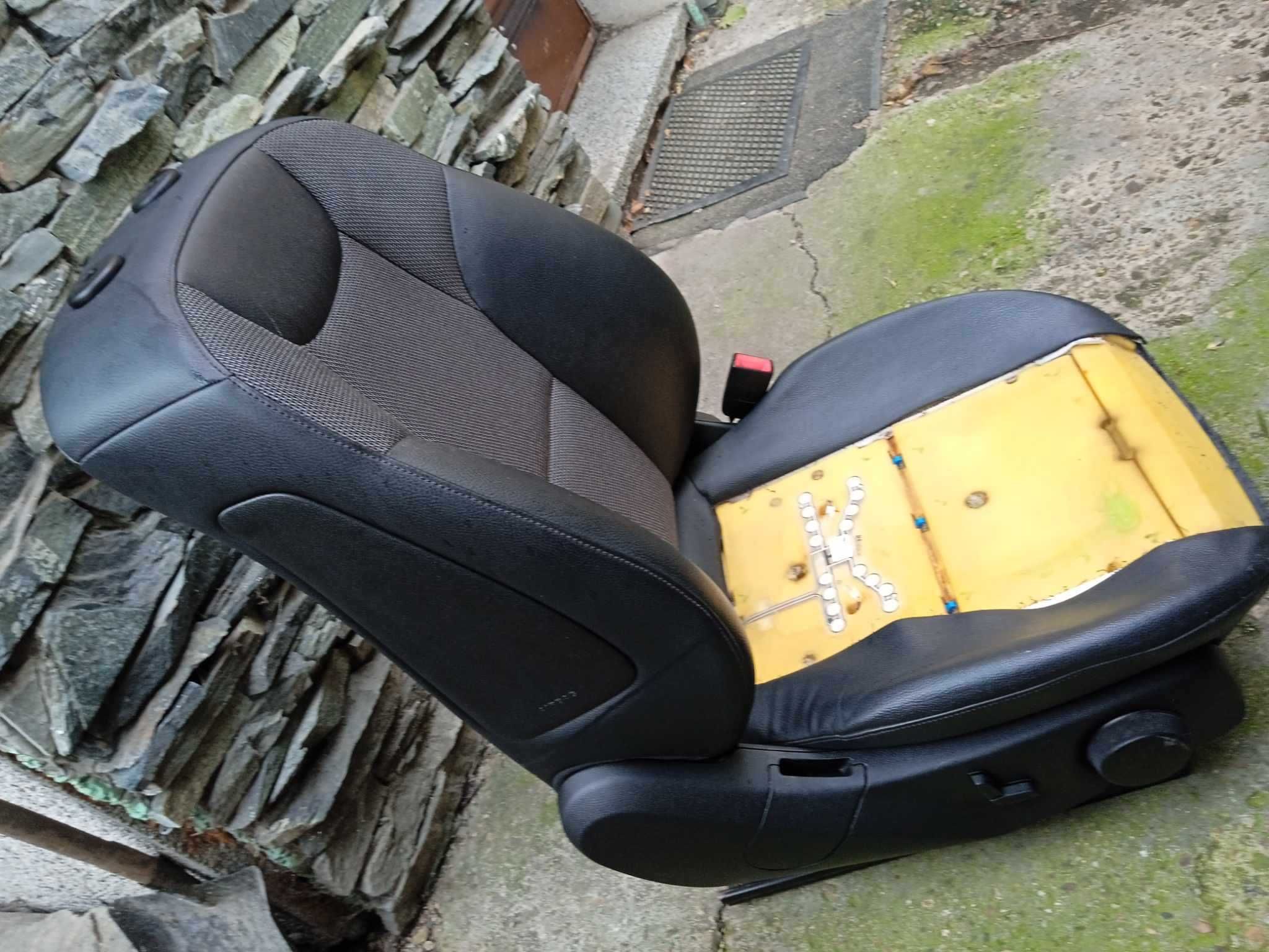 Седалка за mercedes W 204 полукожа с Airbag за части електрическа