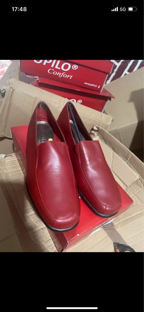 Pantofi de doamne , piele f fina si placuta
