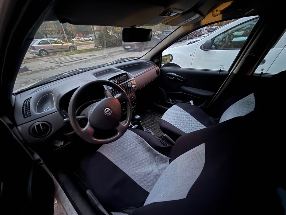 Fiat Punto 146k km functioneaza excelent,  actele si verificari la zi