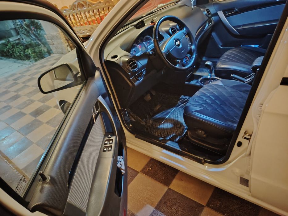 Nexia 3  3-pozitsiya 2019-yil kraska 30% Dvigatel Avtomat navarot bor