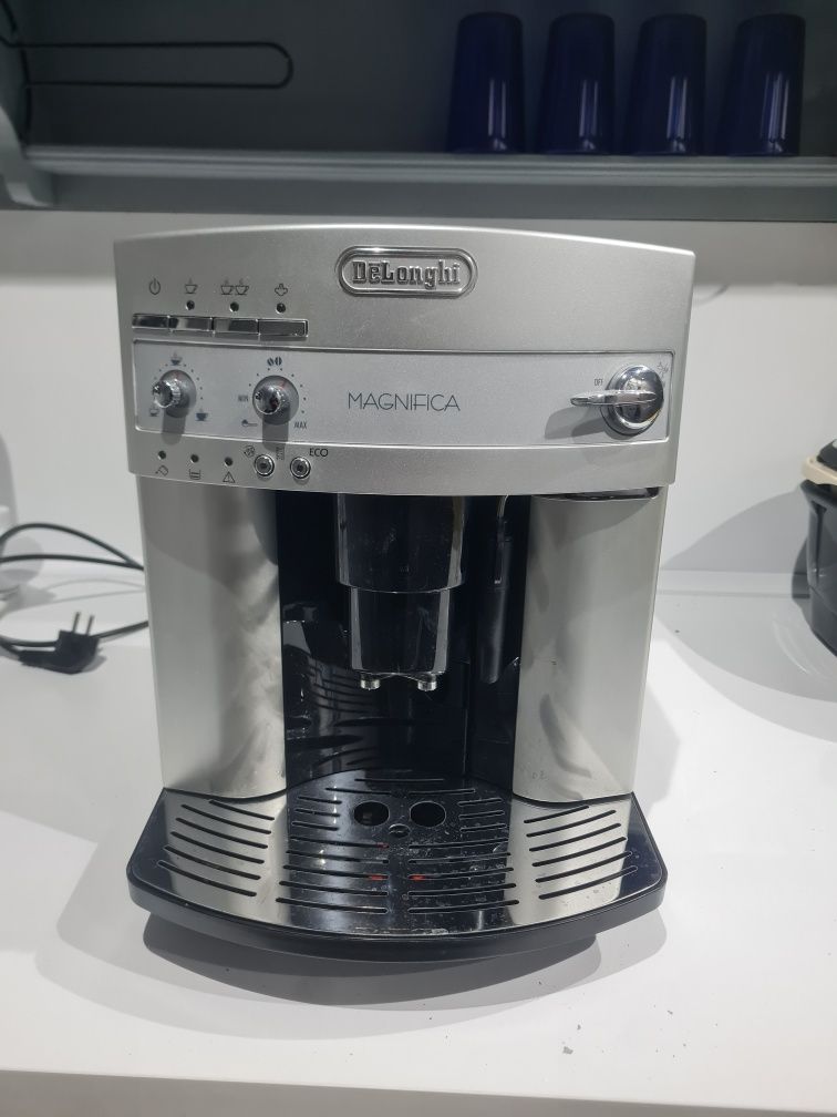 Кафе робот delonghi magnifica