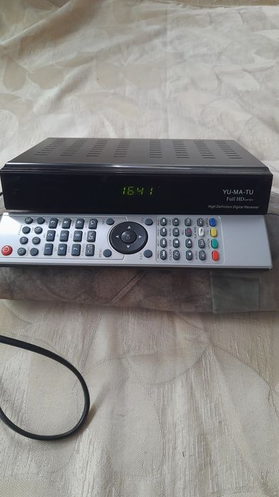Receiver satelit