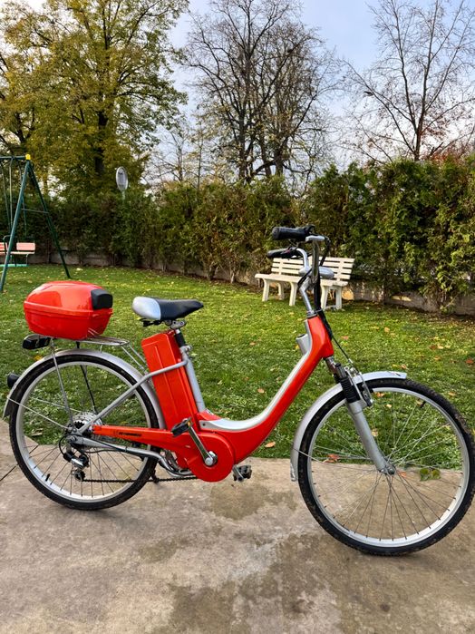 Bicicletă total electrica