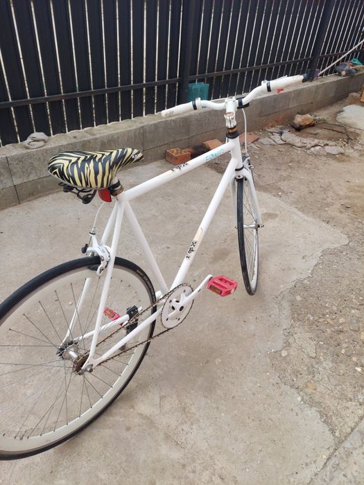 Bicicleta semicursiera