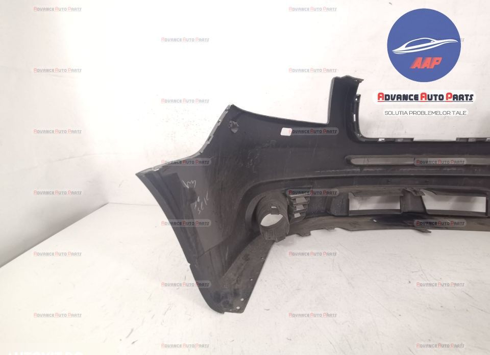 Предна броня счистачки, оригинална, в добро състояние Субару Трибека /