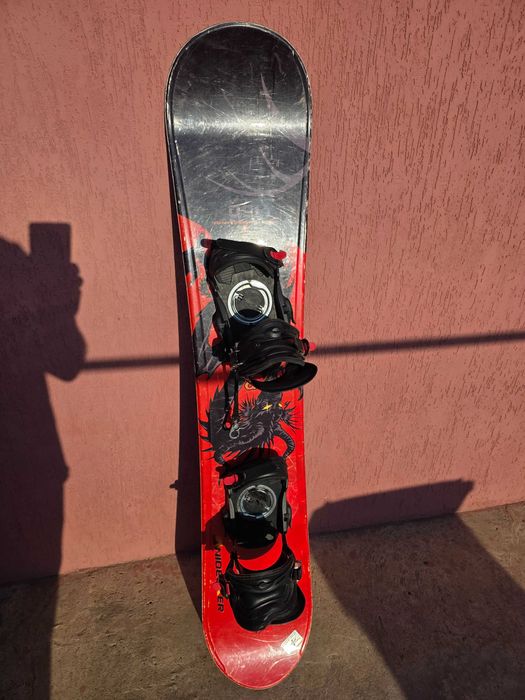 Snowboard.      .