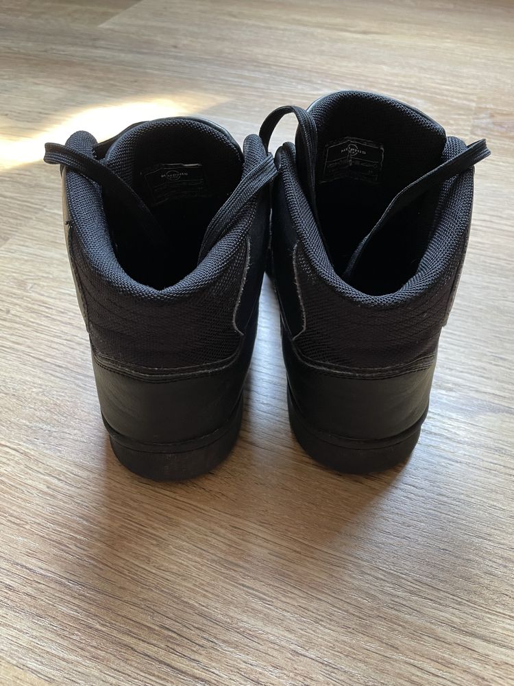 Pantofi de copii