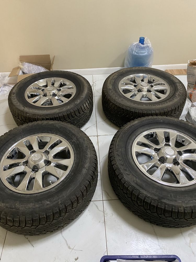 Nokian Hakkapeliitta 7 275/65 R17 119T XL с оригинальными дисками от L