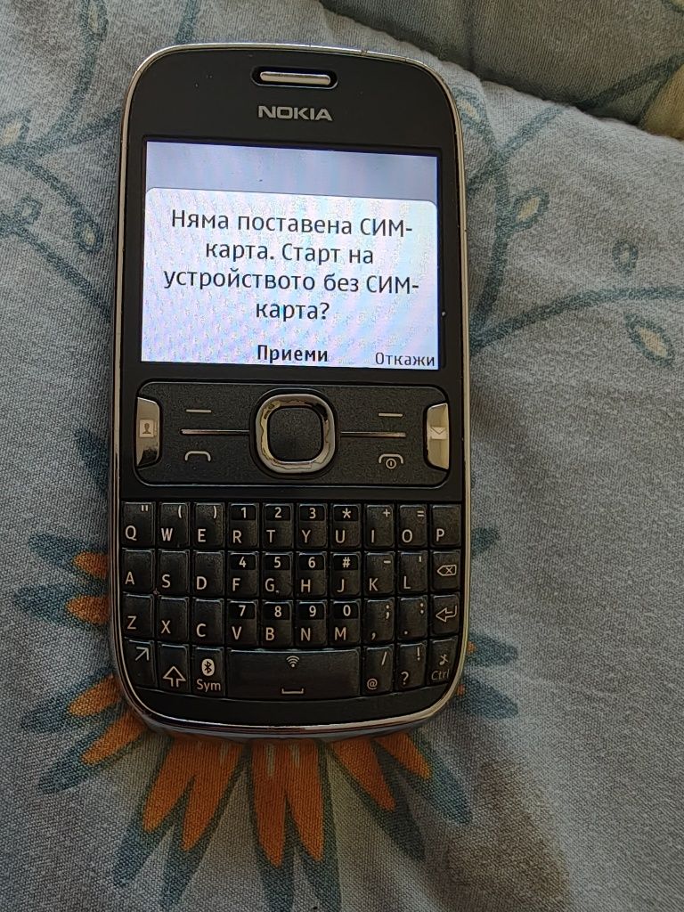 Nokia 302 ASHA отличен