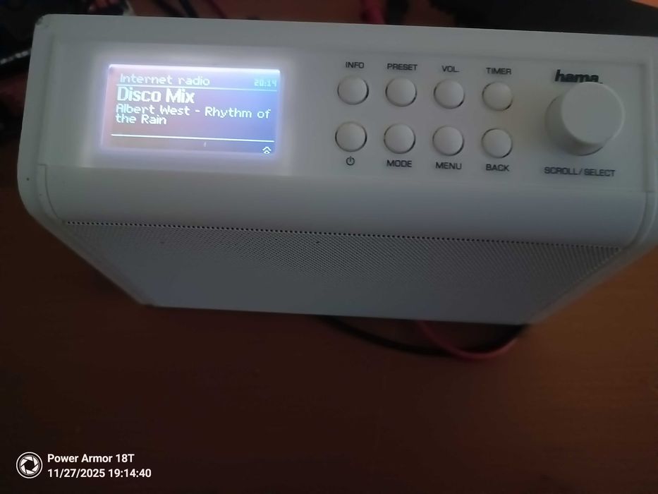 Radio internet,DAB,FM,Spotify