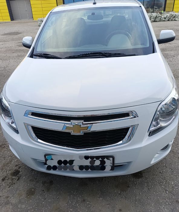 Продам автомобиль Шевроле кобальт 24год