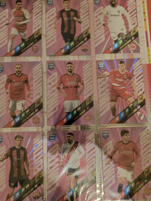 Album panini adrenalyn XL 365 23-24