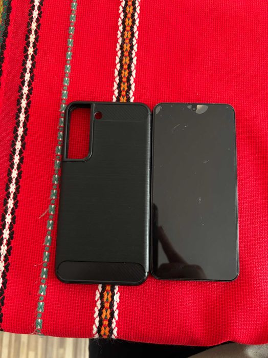 Продавам Samsung s 22