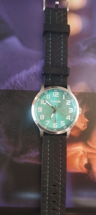 Часы Makita data watch
