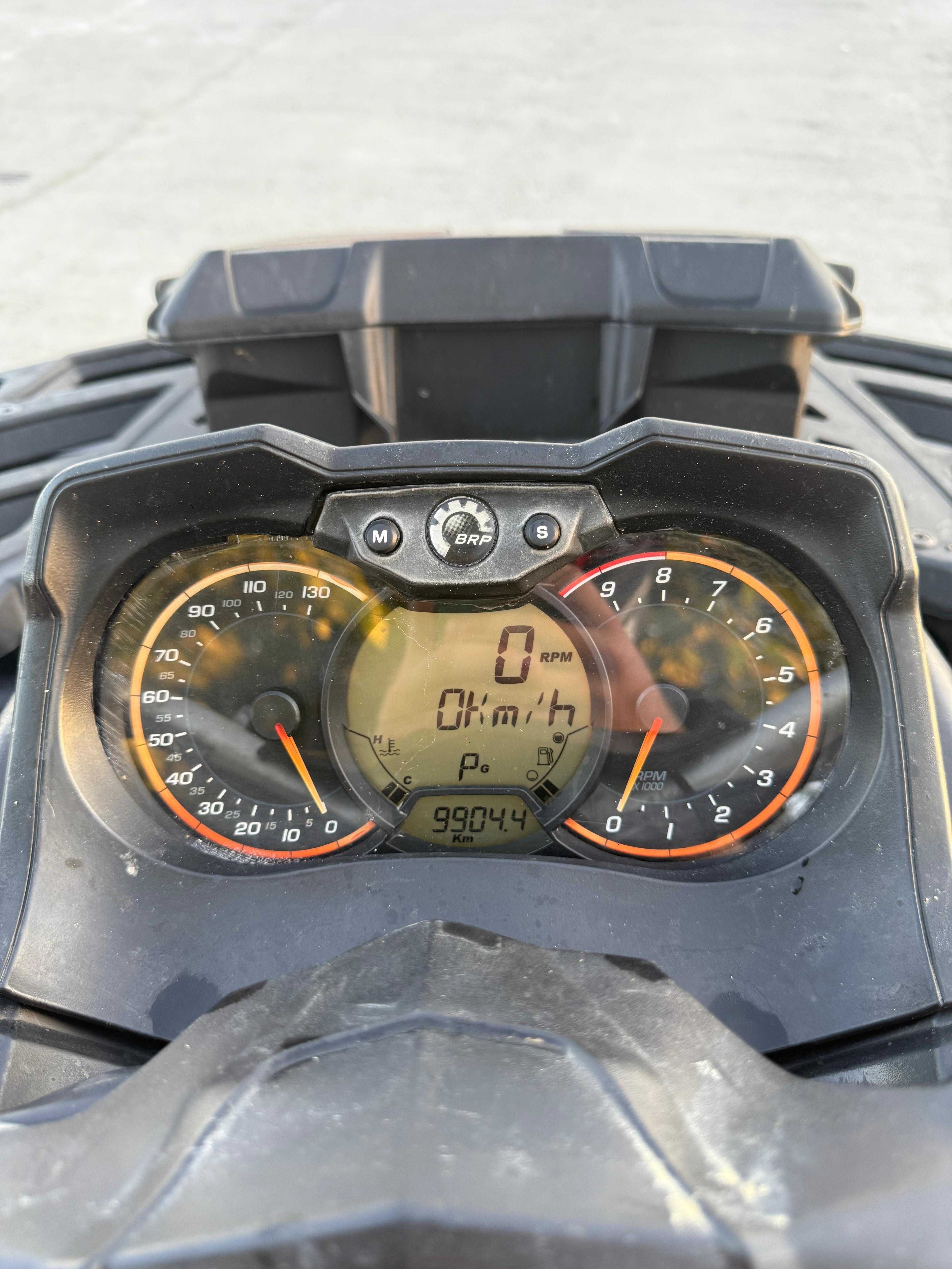 Vand ATV Can am Outlander varianta lunga 1000cm 2017