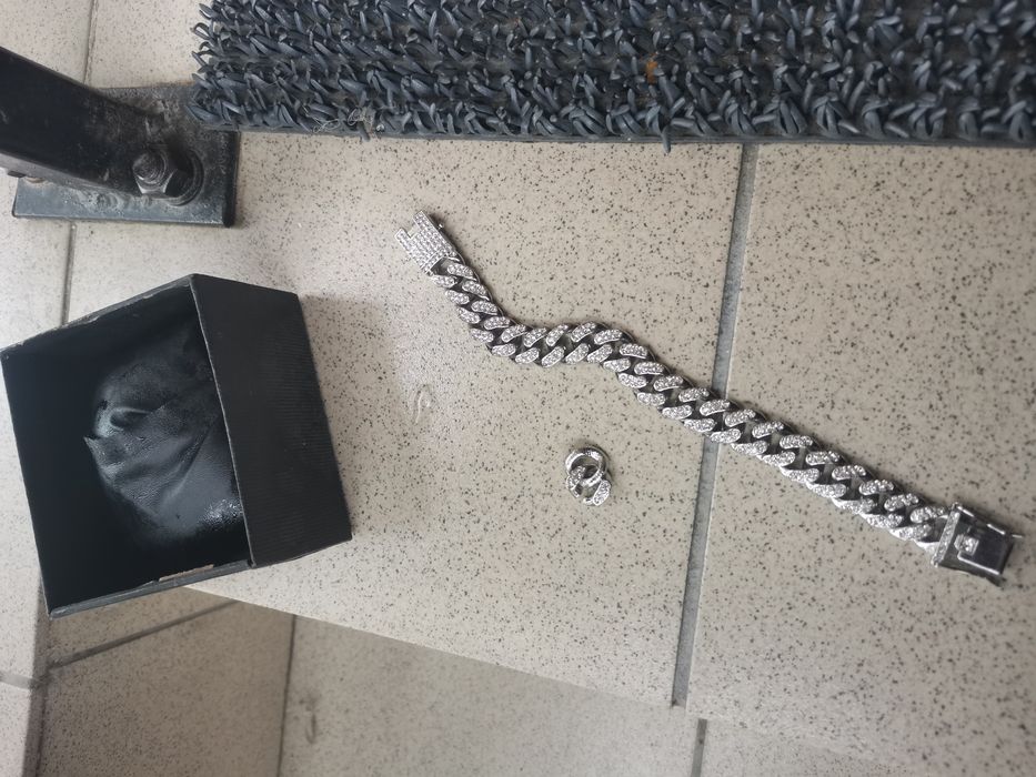 Vând brățară ice concept