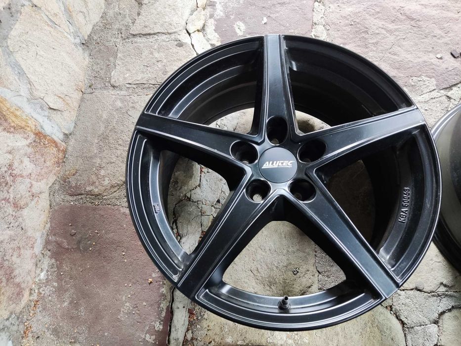 Volvo / Ford 17 цола 5x108 лети джанти Aлutec 5х108 Форд Волво