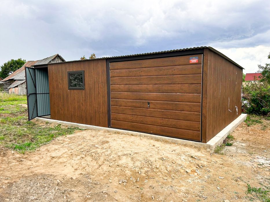 Construiesc garaje din metal în toată România